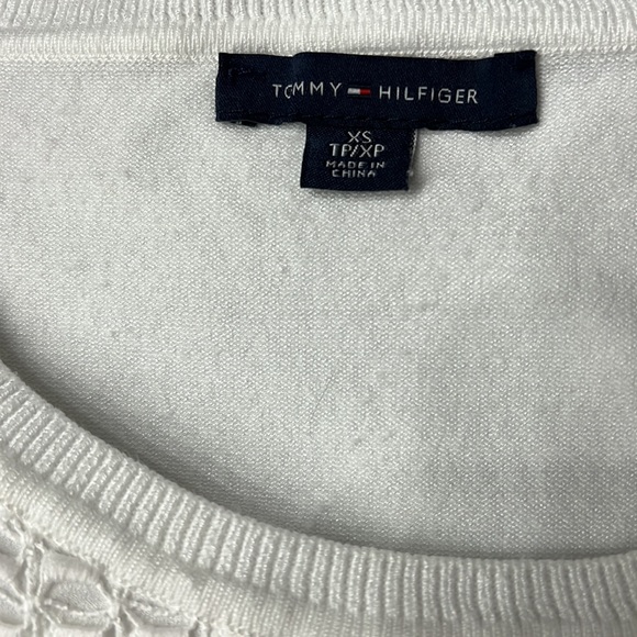 ⭐️⭐️⭐️Tommy Hilfiger top - Picture 5 of 6